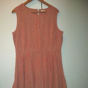 Beige/Coral print dress